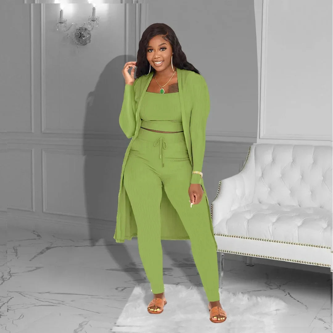 Velmira™-Set mit Kurz Geschnittenem Oberteil, eng Anliegender Hose und Locker Fallendem Cardigan