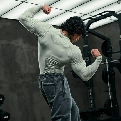 Axion™ Performance-Shirt mit Hero Fit