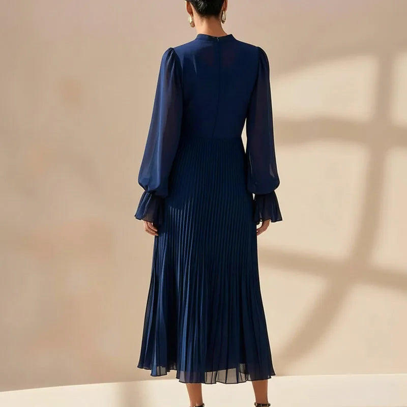 Lioren™ Kleid mit Edlem Plissee und Asymmetrischen Volants