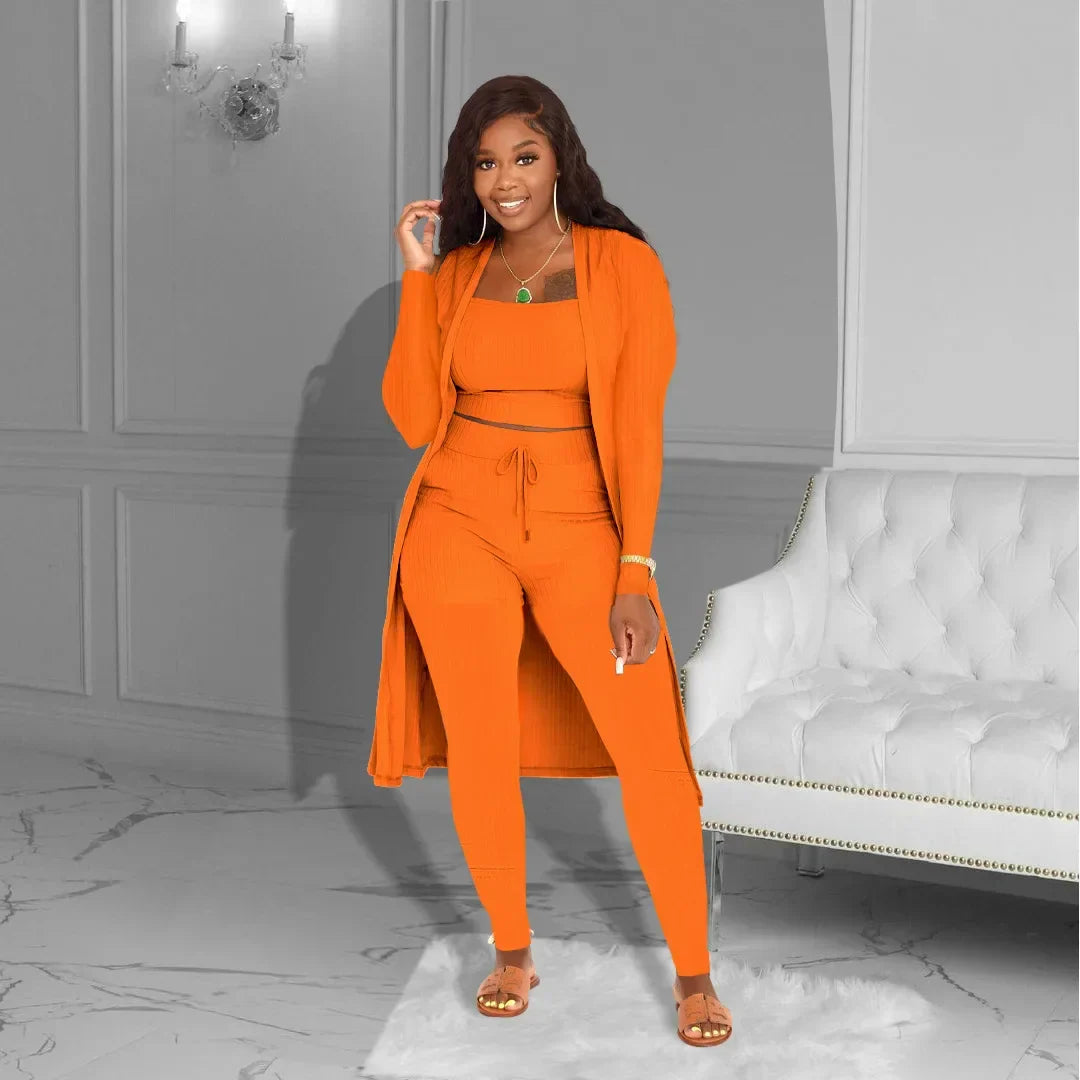 Velmira™-Set mit Kurz Geschnittenem Oberteil, eng Anliegender Hose und Locker Fallendem Cardigan