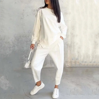 Eva™ Set mit asymmetrisch geschnittenem Sweatshirt und Jogginghose mit Taschen
