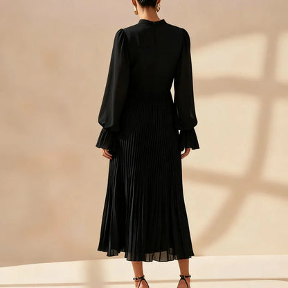 Lioren™ Kleid mit Edlem Plissee und Asymmetrischen Volants