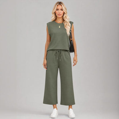 Aya™ Set Tanktop mit markanter Schulterpartie und Cropped Hose mit Kordelzug