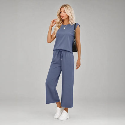 Aya™ Set Tanktop mit markanter Schulterpartie und Cropped Hose mit Kordelzug