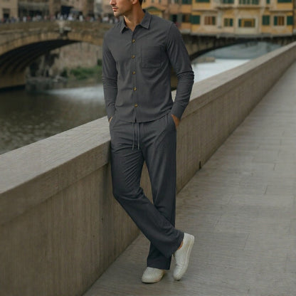 Monte Carlo™ Set mit leichter Textur und Hose mit verstellbarem elastischem Bund