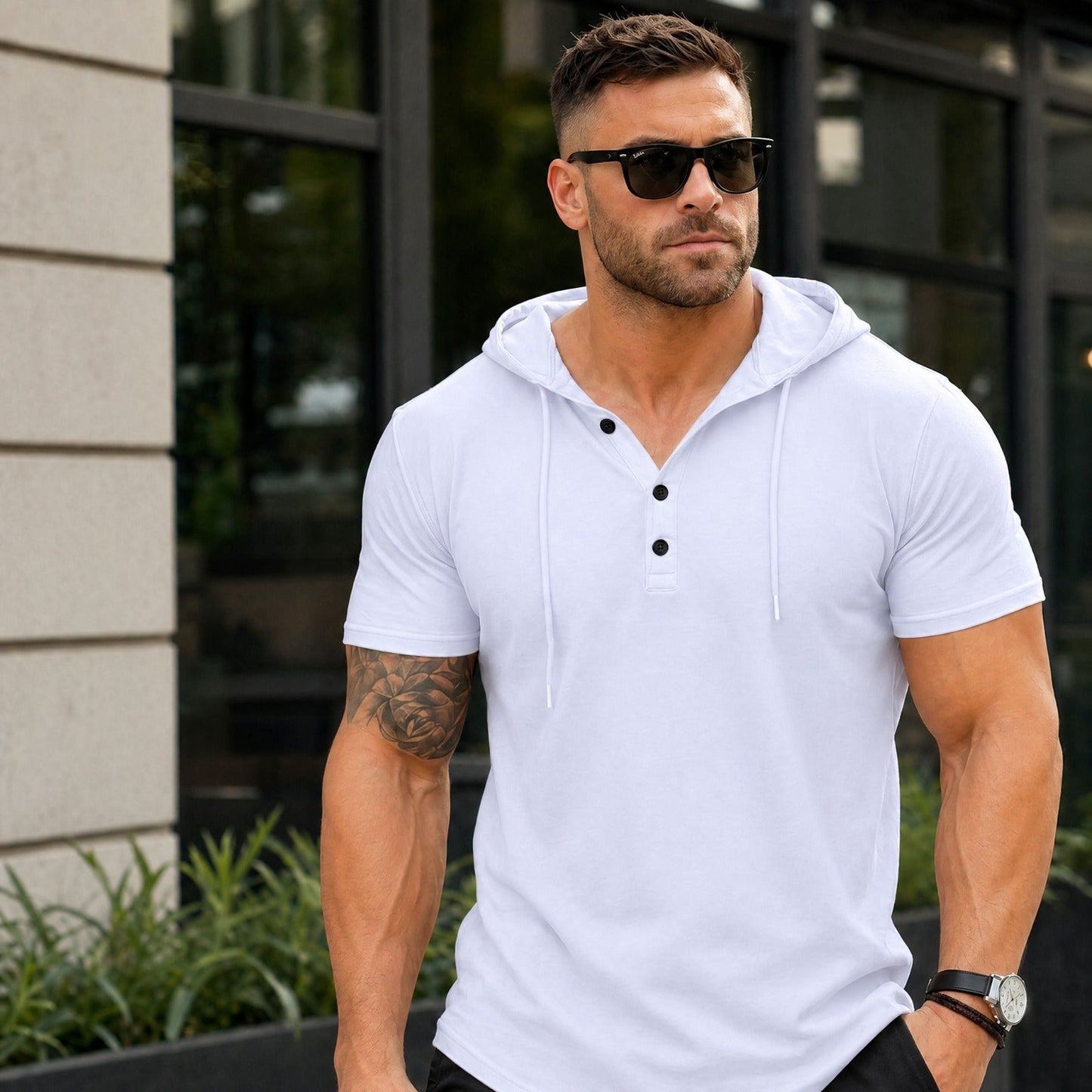Austin™ T-Shirt mit Kapuze und Knopfleiste