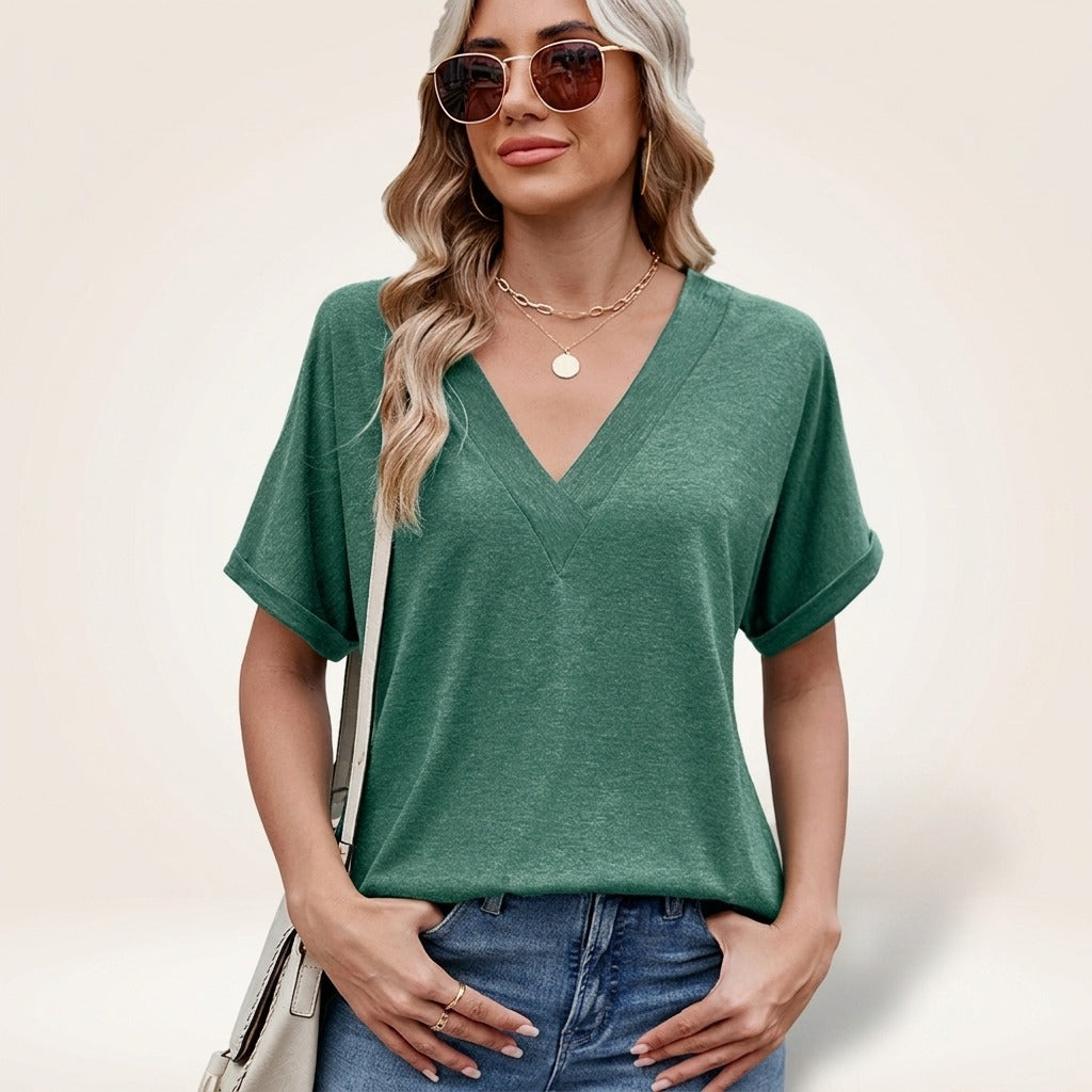 Elvara™ Bluse mit V-Ausschnitt und Zeitlosem Stil
