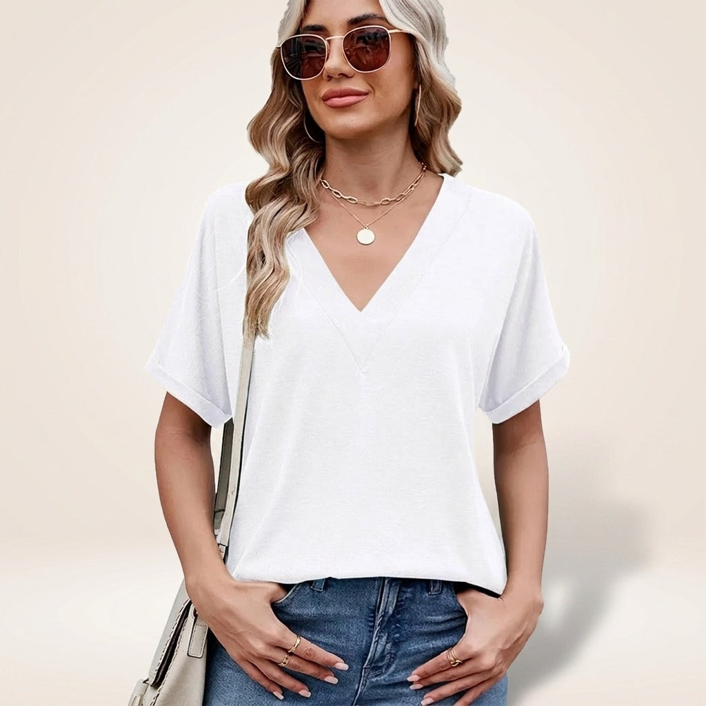 Elvara™ Bluse mit V-Ausschnitt und Zeitlosem Stil