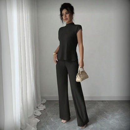 Selmira™ Geripptes Set mit Minimalistischer Eleganz