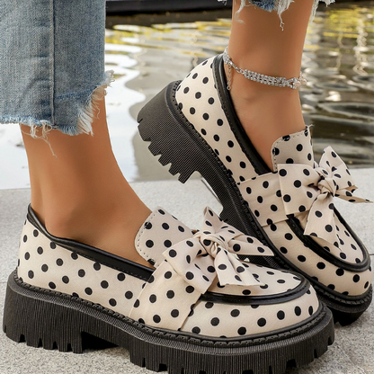 📢📢50% RABATT !! ⏰ Damen-Loafers mit Tupfenmuster, Schleife und Plateausohle
